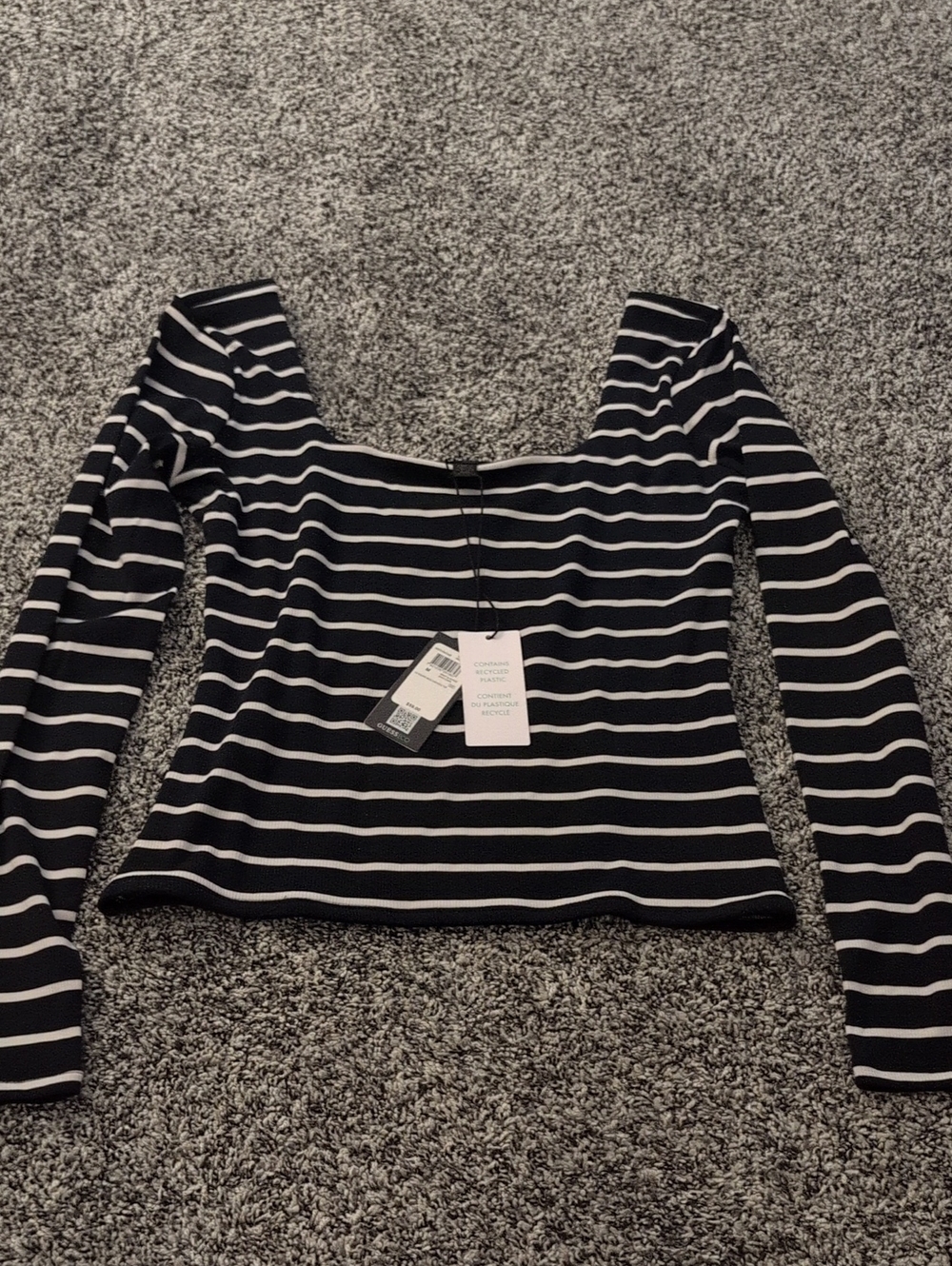 Guess Black & White Striped Long-Sleeve Scoop Neck Top